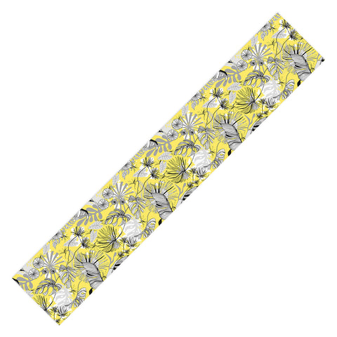 Marta Barragan Camarasa Tropical gray ya yellow Table Runner