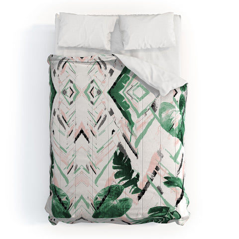 Marta Barragan Camarasa Tropical paint texture Comforter