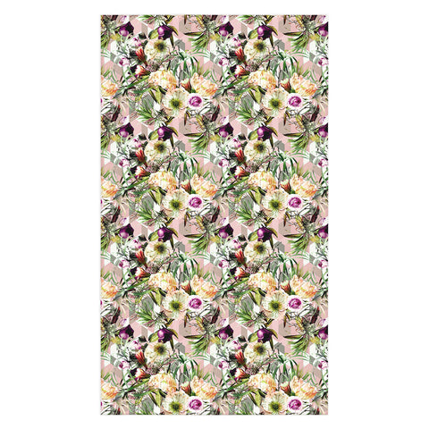 Marta Barragan Camarasa Wild vintage bloom in geometric Tablecloth