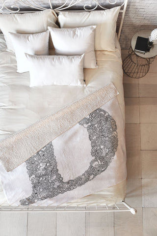 Martin Bunyi Isabet D Fleece Throw Blanket