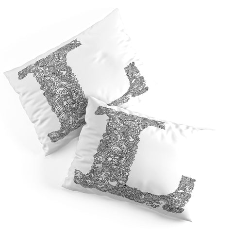 Martin Bunyi Isabet L Pillow Shams