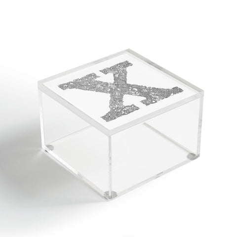 Martin Bunyi Isabet X Acrylic Box