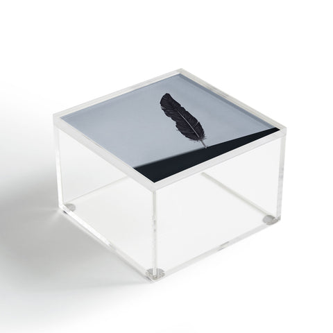 Matt Leyen Quill Acrylic Box