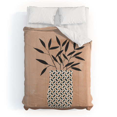 Megan Galante Odin Vase Comforter