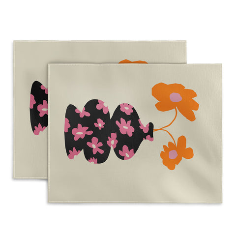 Miho Black floral Vase Placemat