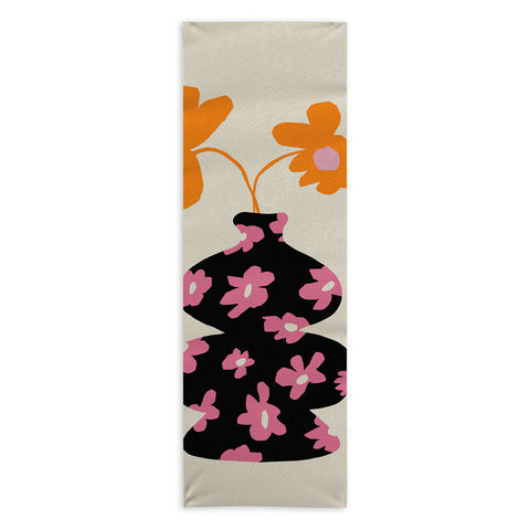 Miho Black floral Vase Yoga Towel