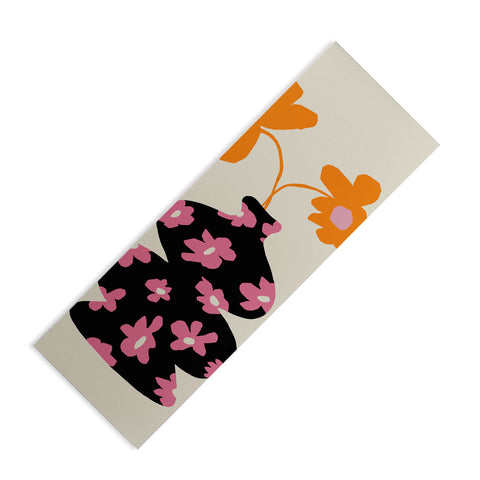 Miho Black floral Vase Yoga Mat