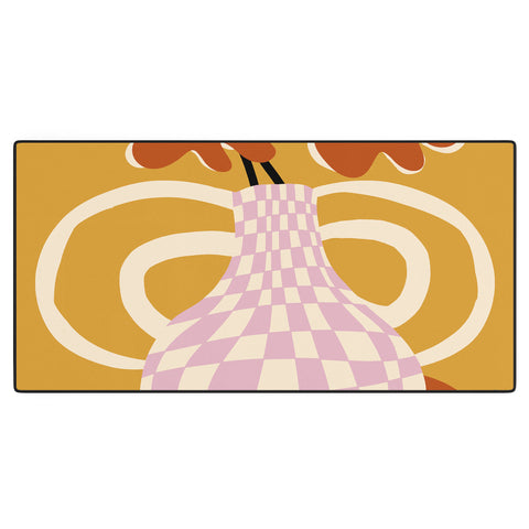Miho Checkered retro flower pot Desk Mat