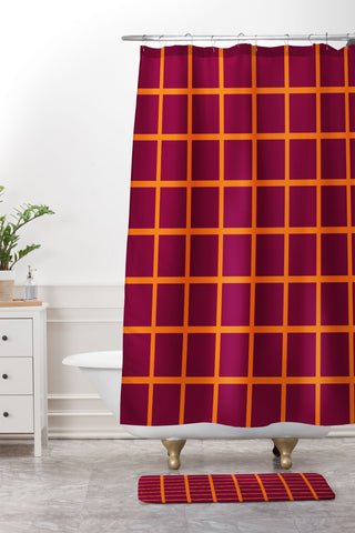 Miho chequered Shower Curtain And Mat
