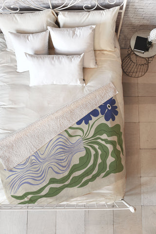 Miho Dropping leaf plant Fleece Throw Blanket