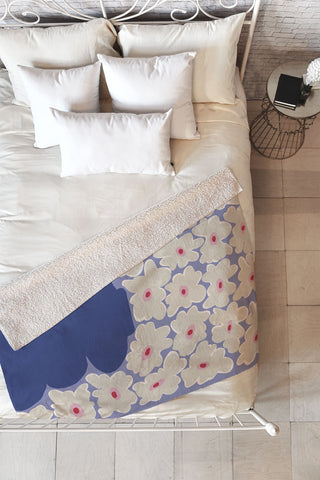 Miho Little Daisy Vase Fleece Throw Blanket