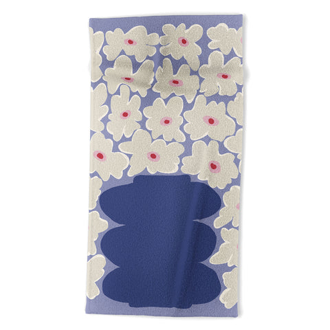 Miho Little Daisy Vase Beach Towel