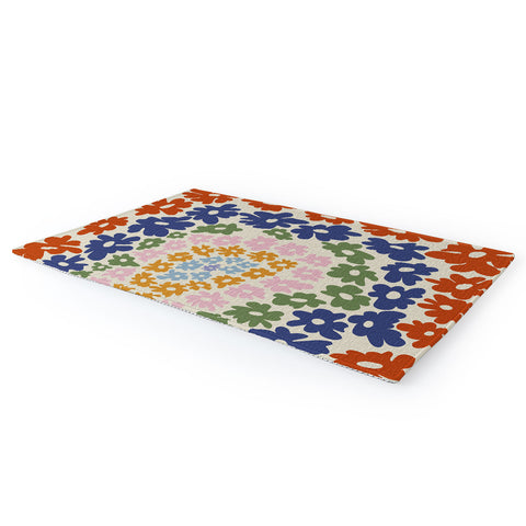 Miho Mini Reto Daisy Area Rug