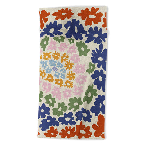 Miho Mini Reto Daisy Beach Towel