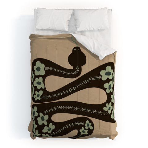 Miho wild and free green anaconda Comforter