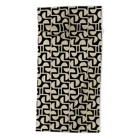 Mirimo Modern Labyrinth Elegant Beach Towel