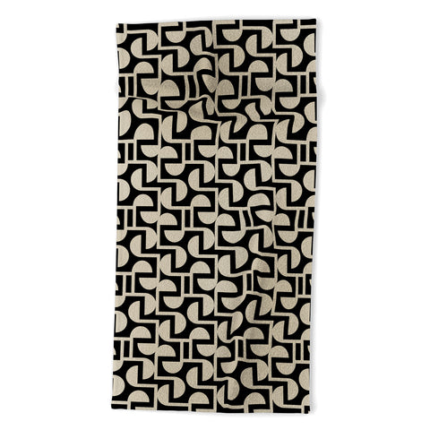 Mirimo Modern Labyrinth Elegant Beach Towel