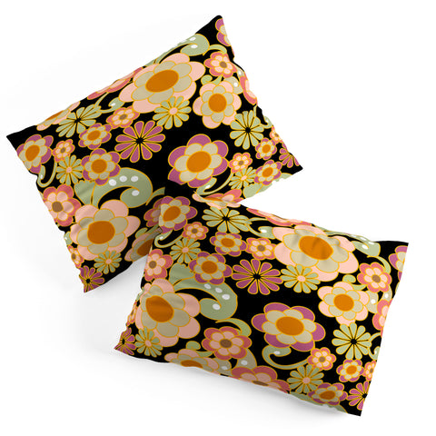 Mirimo Nostalgic 70s in Black Pillow Shams