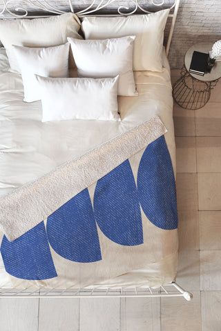 MoonlightPrint Half Circle 3 Blue Fleece Throw Blanket