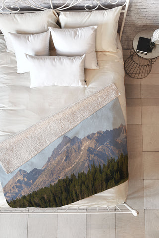 move-mtns Let go and let God Fleece Throw Blanket