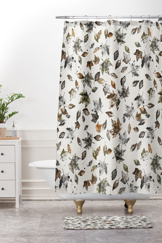 Ninola Design Autumn leaves Natural Shower Curtain And Mat