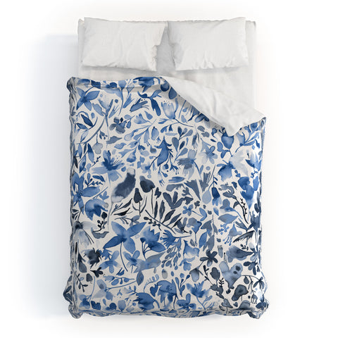 Ninola Design Blue flowers and plants ivy Duvet Cover