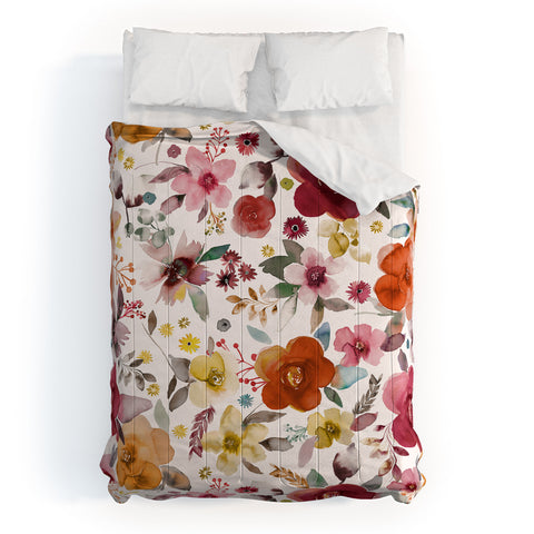 Ninola Design Bountiful Bouquet Countryside Red Comforter