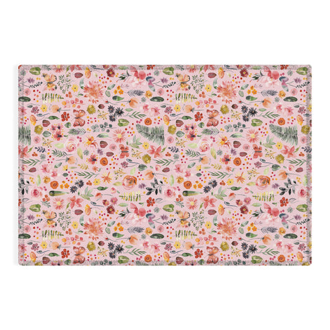 Ninola Design Countryside botanical Pink Outdoor Rug