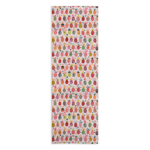 Ninola Design Geo pineapples Pink Yoga Towel
