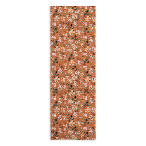 Ninola Design Little desert flowers Terracota Yoga Towel