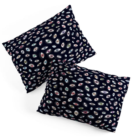 Ninola Design Looking eyes black Pillow Shams