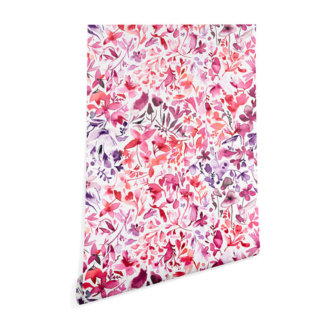 Ninola Design Red flowers and plants ivy Wallpaper