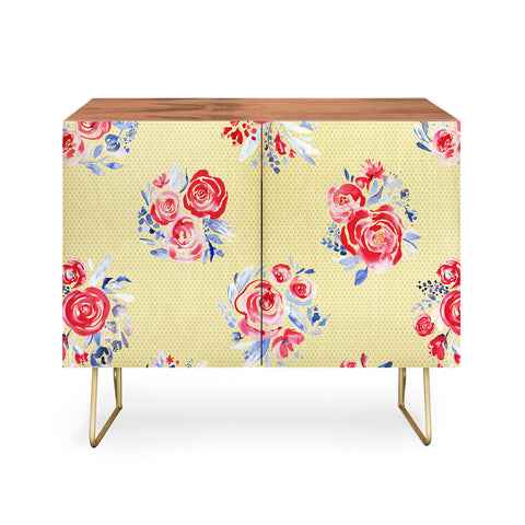 Ninola Design Sweet Roses Bloom Bouquet Credenza