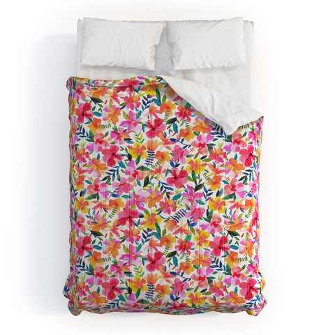 Ninola Design Tropical Hibiscus Flowers Pink Comforter