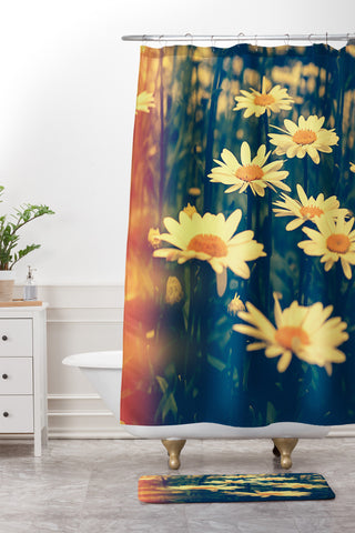 Olivia St Claire Daisies Shower Curtain And Mat
