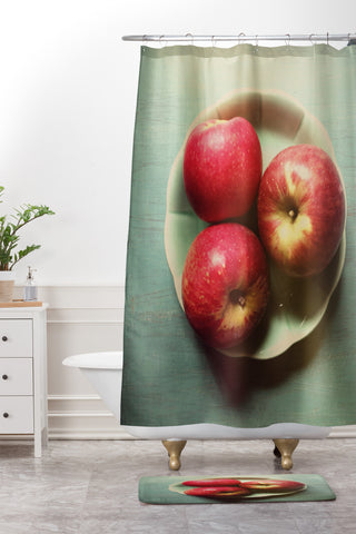 Olivia St Claire Trio Shower Curtain And Mat