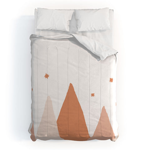 Orara Studio Blush Mountains Comforter