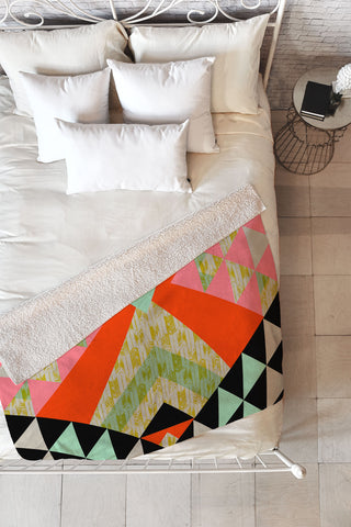 Pattern State Arrow Quilt Fleece Throw Blanket