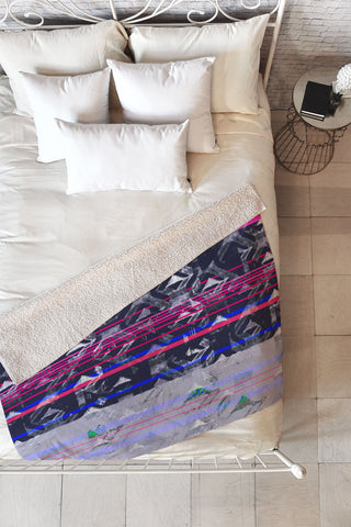 Pattern State Triangle Seas Fleece Throw Blanket