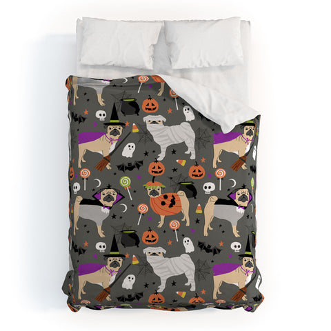 Petfriendly Pug halloween costumes mummy w Duvet Cover