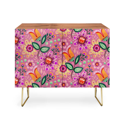 Pimlada Phuapradit Astri Credenza