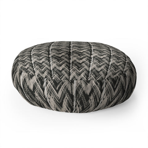 Pimlada Phuapradit Zig zag stripes black and white Floor Pillow Round