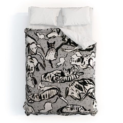 Rachelle Roberts Charming Cats And Dogs Comforter