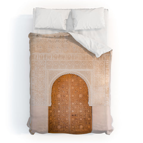 raisazwart Alhambra door Granada Spain Duvet Cover