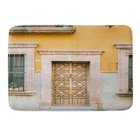 raisazwart The San Miguel de Allende Mexico door Memory Foam Bath Mat