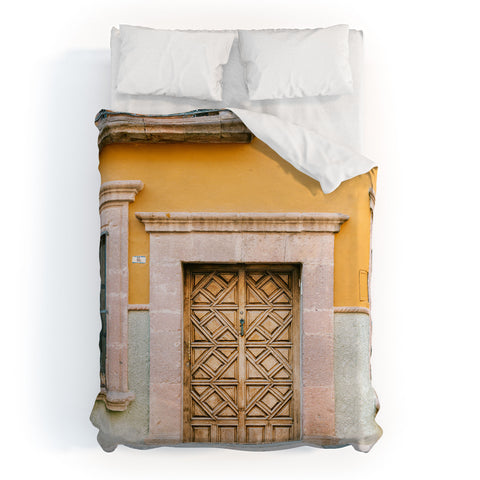 raisazwart The San Miguel de Allende Mexico door Duvet Cover