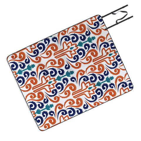 Raven Jumpo Adobe Damask Picnic Blanket