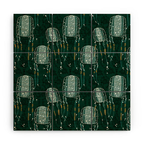 Raven Jumpo Sea Wasp Wood Wall Mural