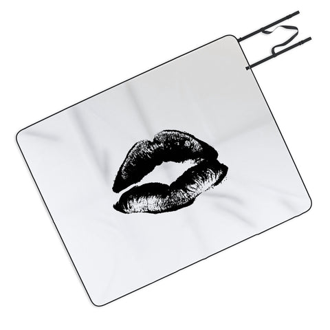 Rebecca Allen Levres Picnic Blanket