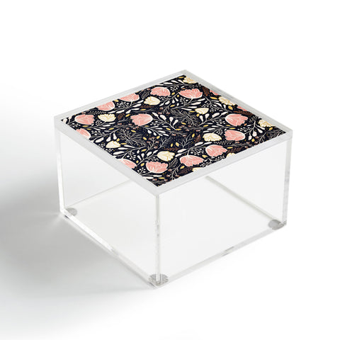RosebudStudio Looking forward Acrylic Box